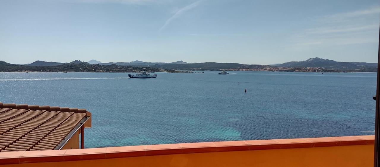 Appartamentino Panoramico...Con Finestra Sul Mare! Ла Мадалена Екстериор снимка