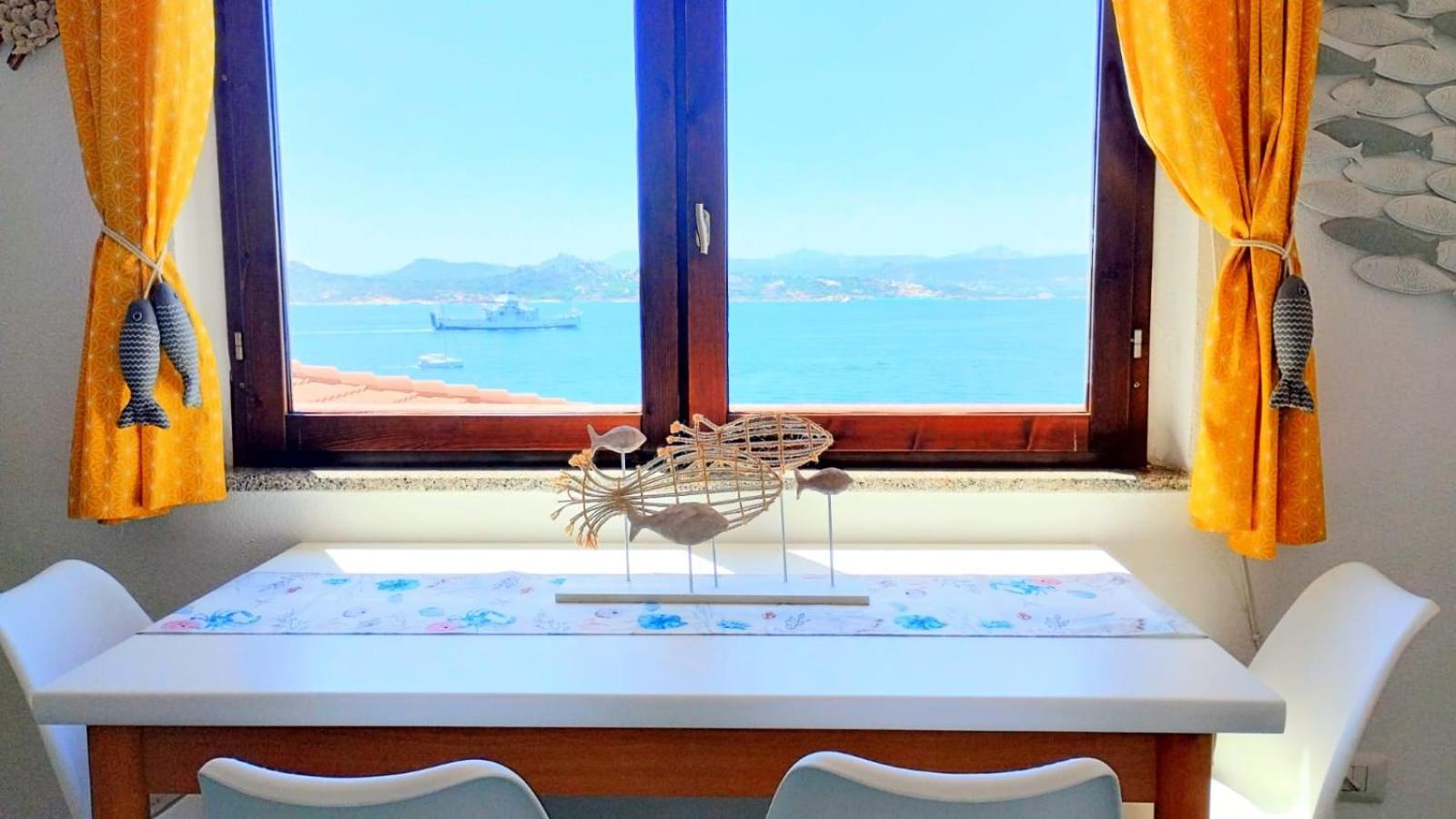 Appartamentino Panoramico...Con Finestra Sul Mare! Ла Мадалена Екстериор снимка